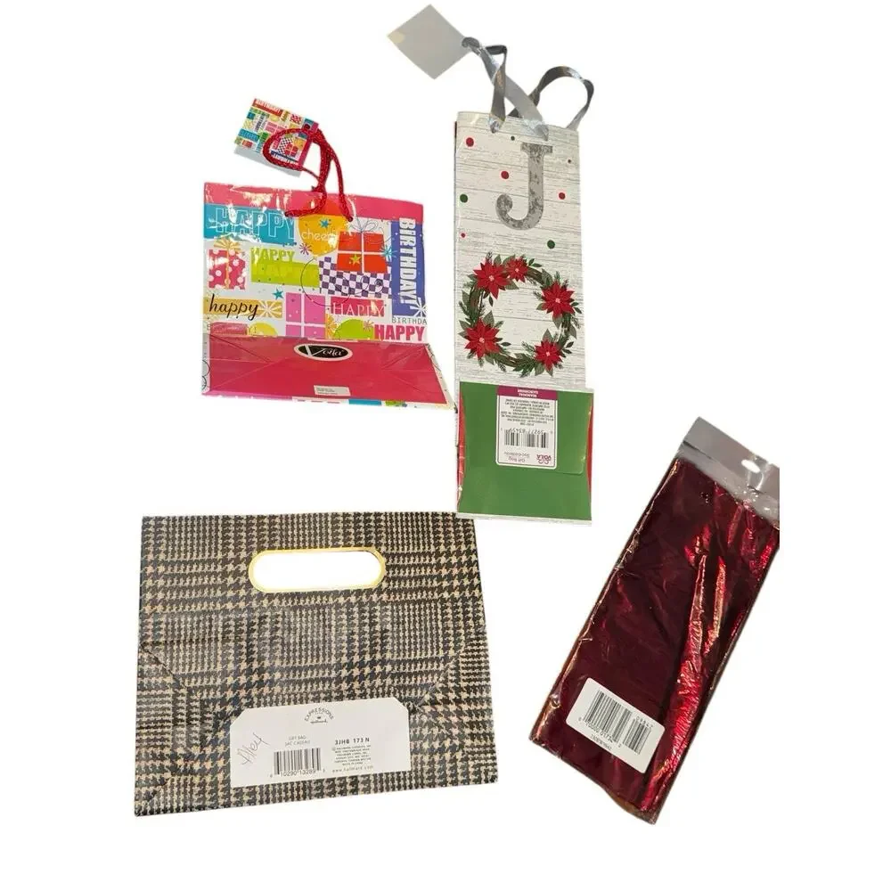 Mixed Gift Bags & Wrapping Paper Lot Birthday Holiday Teddy Bear Paper Crafts‎